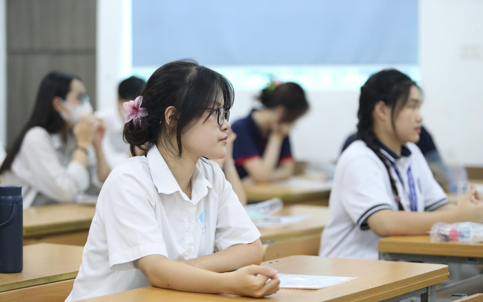 Bộ GD&ĐT tiếp tục 'siết' các trường tuyển sinh tổ hợp lạ - Ảnh 1. Bộ GD&ĐT tiếp tục 'siết' các trường tuyển sinh tổ hợp lạ - Ảnh 1.