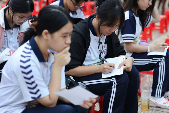 Cơ hội vào lớp 10 có nhiều biến động- Ảnh 1. Cơ hội vào lớp 10 có nhiều biến động- Ảnh 1.