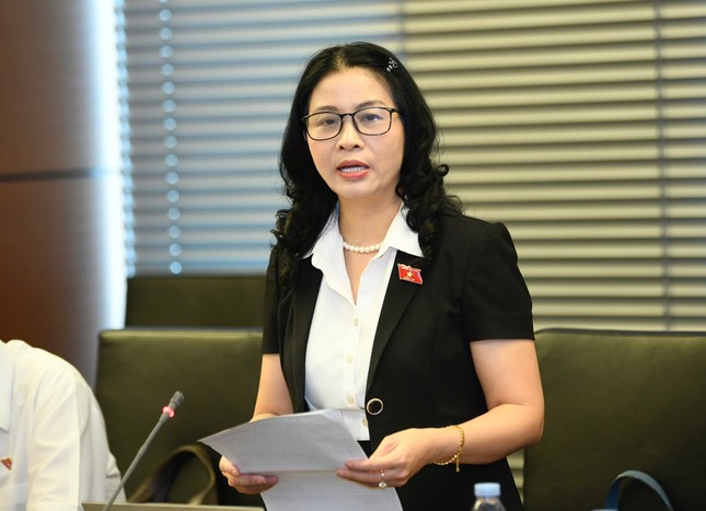 Bộ trưởng Nguyễn Kim Sơn: Ngành giáo dục Hà Nội đã làm một việc 'rất quan trọng' - Ảnh 1. Bộ trưởng Nguyễn Kim Sơn: Ngành giáo dục Hà Nội đã làm một việc 'rất quan trọng' - Ảnh 1.
