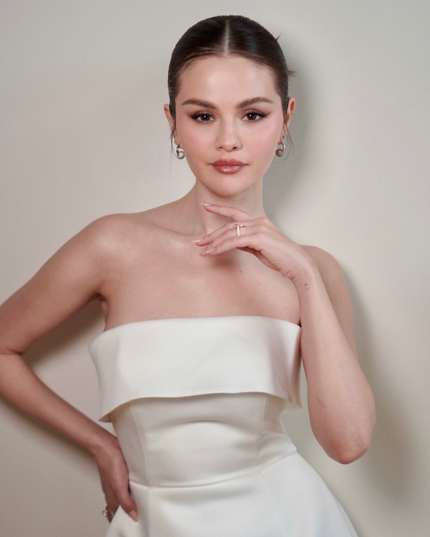 Tìm ra “bạch nguyệt quang” showbiz: Hễ chia tay là chàng nào cũng ra siêu nhạc phẩm, ai càng lụy MV càng nhiều view- Ảnh 16. Tìm ra “bạch nguyệt quang” showbiz: Hễ chia tay là chàng nào cũng ra siêu nhạc phẩm, ai càng lụy MV càng nhiều view- Ảnh 16.