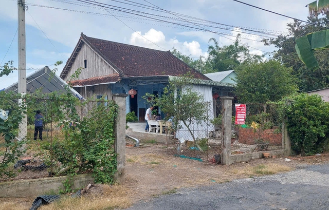 Lời khai của Nguyễn Thị Kim Hoa, nghi phạm giết người tình hơn 16 tuổi ngay trên giường - Ảnh 2. Lời khai của Nguyễn Thị Kim Hoa, nghi phạm giết người tình hơn 16 tuổi ngay trên giường - Ảnh 2.
