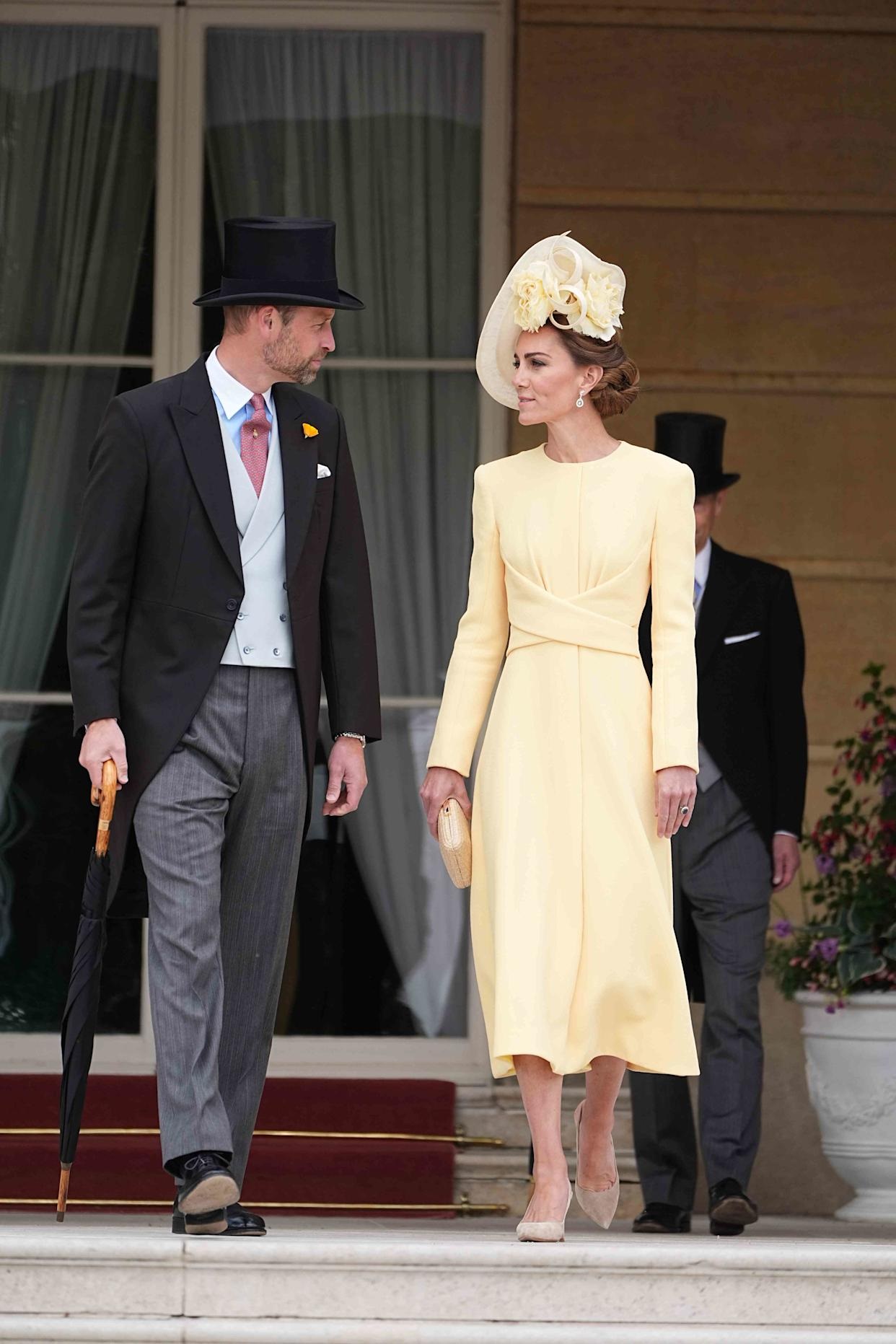 Công nương Kate diện “cả cây” đồ cũ, Meghan Markle lại là người được nhắc tên - Ảnh 1. Công nương Kate diện “cả cây” đồ cũ, Meghan Markle lại là người được nhắc tên - Ảnh 1.