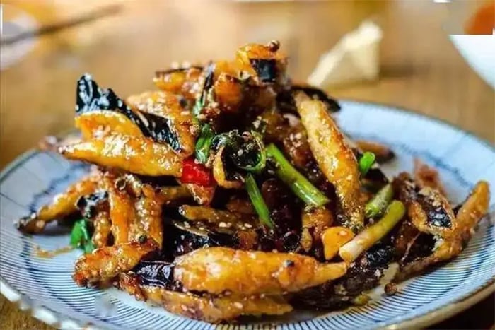 Vì sao nên ngâm cà tím trước khi chế biến? - Ảnh 3. Vì sao nên ngâm cà tím trước khi chế biến? - Ảnh 3.