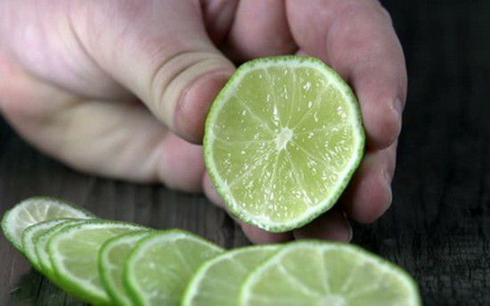 Xát chanh chữa ngứa vùng kín theo hướng dẫn trên mạng, chàng trai đối mặt với hậu quả khủng khiếp- Ảnh 3. Xát chanh chữa ngứa vùng kín theo hướng dẫn trên mạng, chàng trai đối mặt với hậu quả khủng khiếp- Ảnh 3.