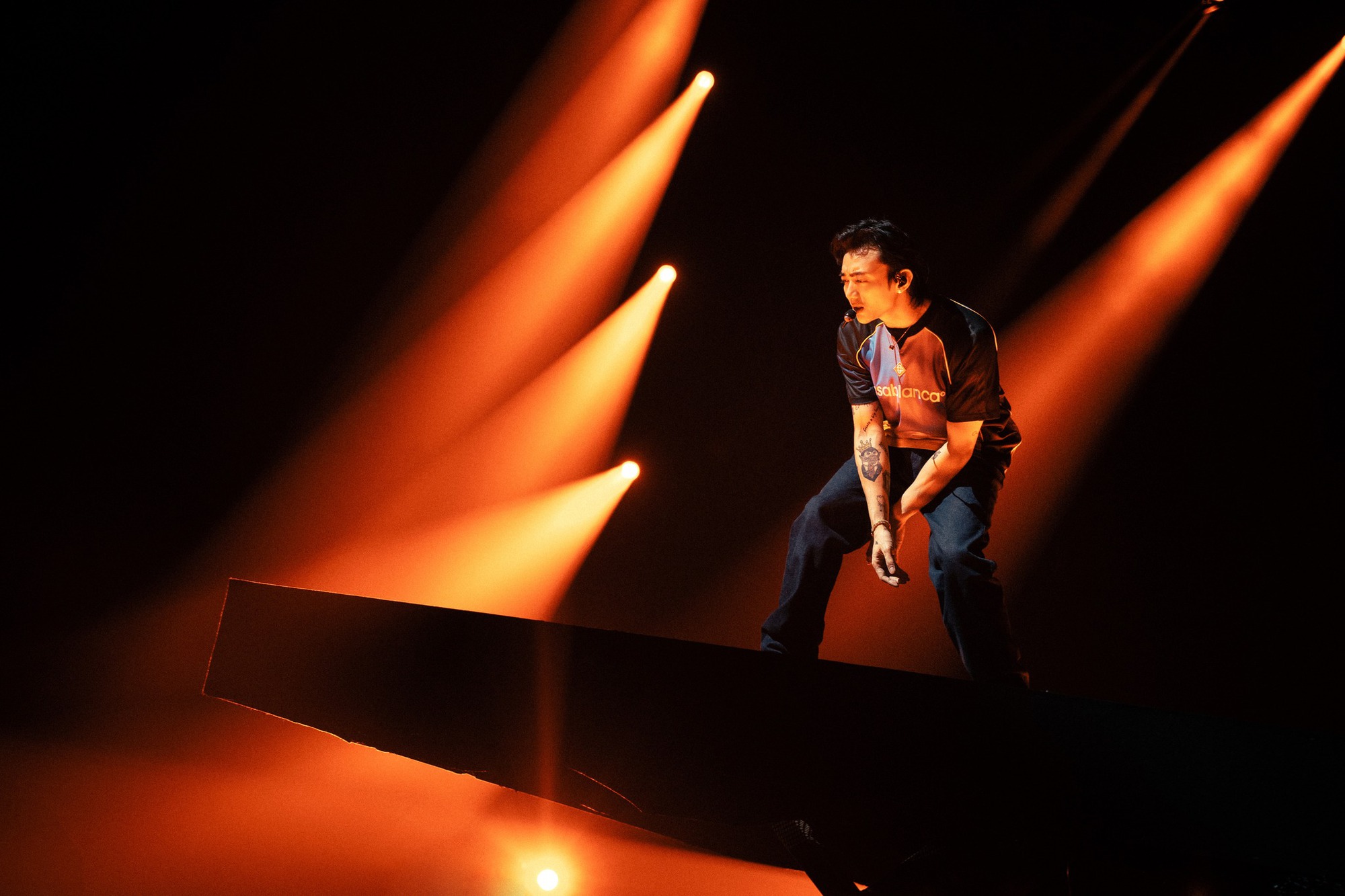 SOOBIN bất ngờ tung bài mới ngay trước thềm concert đầu tiên, dự đoán khiến hàng nghìn người ôm nhau cùng khóc- Ảnh 4. SOOBIN bất ngờ tung bài mới ngay trước thềm concert đầu tiên, dự đoán khiến hàng nghìn người ôm nhau cùng khóc- Ảnh 4.