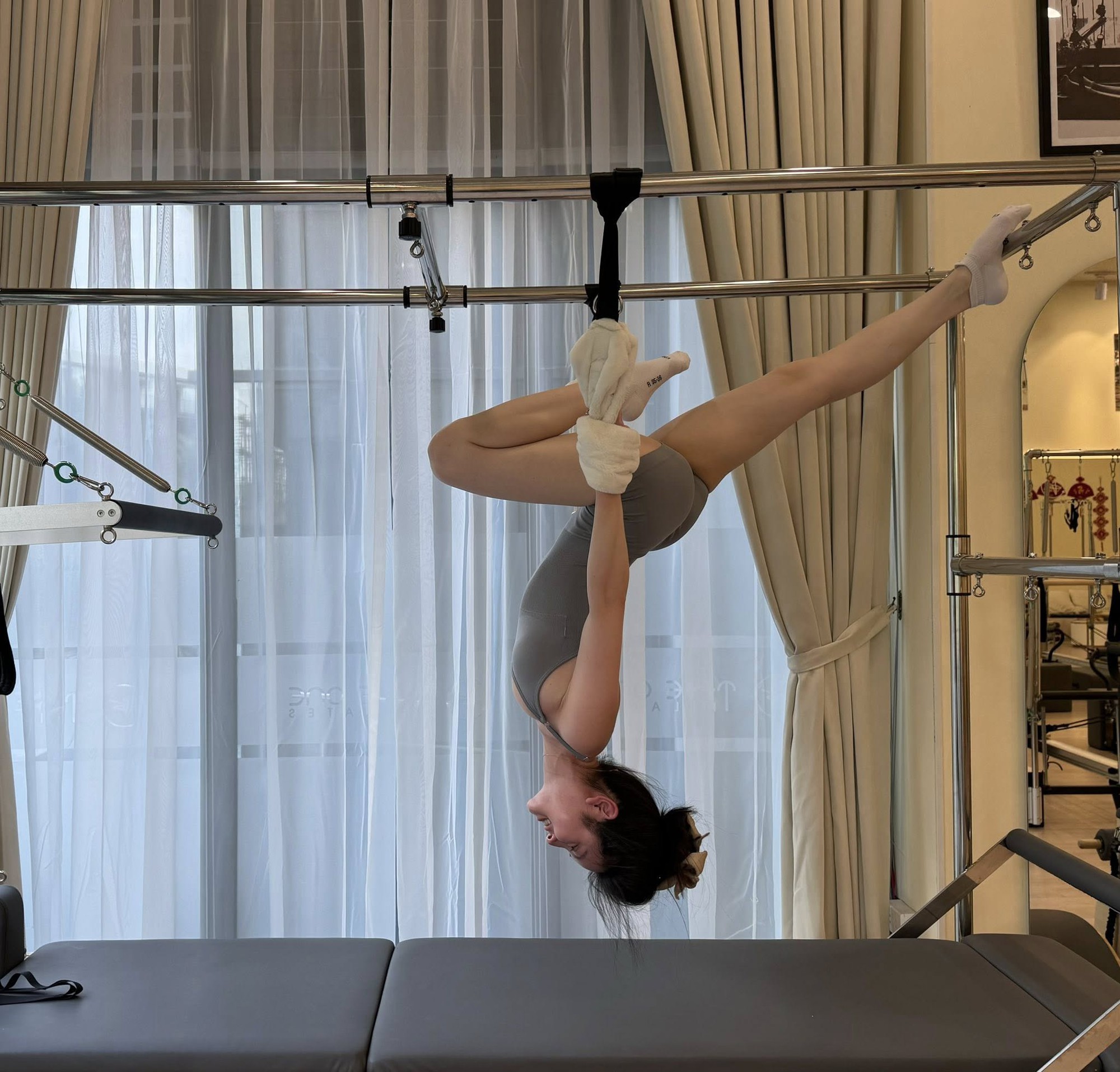 Chu Thanh Huyền khoe vóc dáng cực phẩm, tập pilates Chu Thanh Huyền khoe vóc dáng cực phẩm, tập pilates