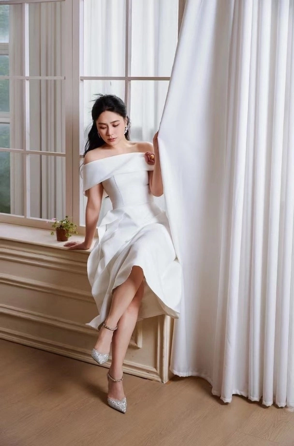 Mỹ nhân cổ trang đẹp nhất Trung Quốc 44 tuổi vẫn giảm đứt 12kg, bí quyết đến từ 1 thực phẩm màu tím dân dã có đầy chợ Việt - Ảnh 1. Mỹ nhân cổ trang đẹp nhất Trung Quốc 44 tuổi vẫn giảm đứt 12kg, bí quyết đến từ 1 thực phẩm màu tím dân dã có đầy chợ Việt - Ảnh 1.