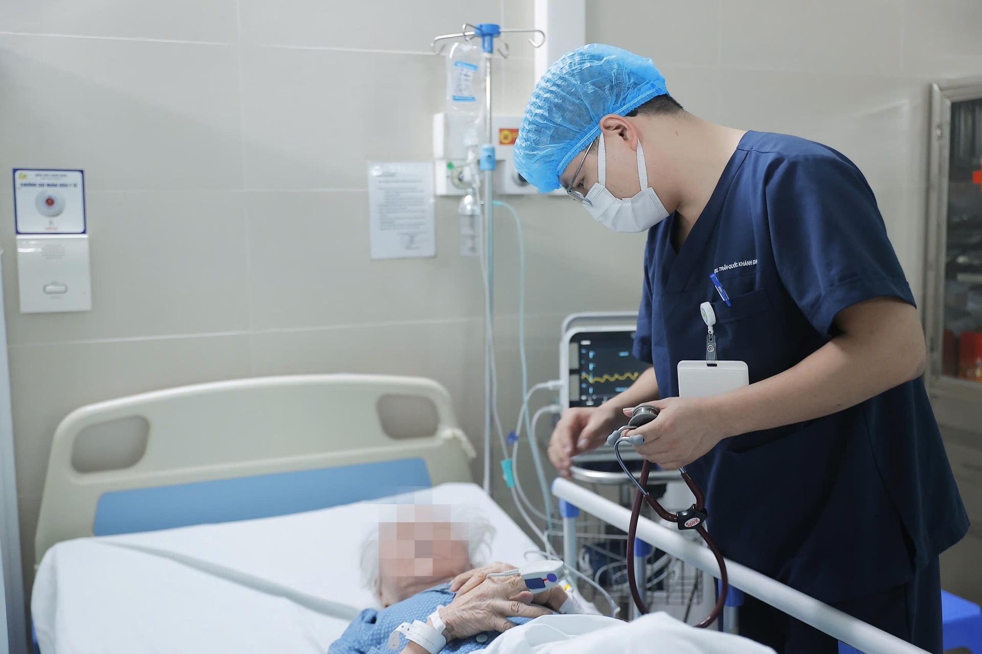 Nhiều trẻ nhập viện vì COVID-19 ở Hà Nội, các viện sẵn sàng ứng phó dịch - Ảnh 8. Nhiều trẻ nhập viện vì COVID-19 ở Hà Nội, các viện sẵn sàng ứng phó dịch - Ảnh 8.
