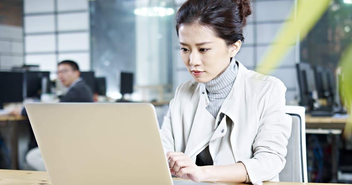 Đến tuổi trung niên mới bắt đầu lo tiền: Vì sao chúng ta thường "tỉnh ngộ tài chính" quá muộn? - Ảnh 5. Đến tuổi trung niên mới bắt đầu lo tiền: Vì sao chúng ta thường "tỉnh ngộ tài chính" quá muộn? - Ảnh 5.