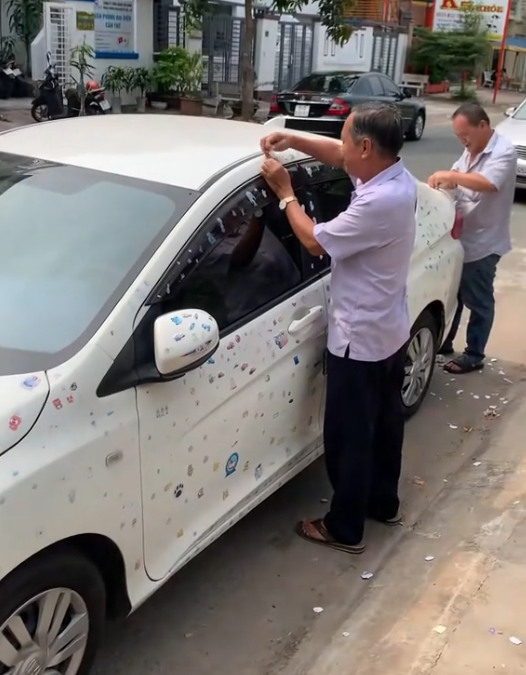 Đến hẹn lại lên, dân tình lại được dịp giải trí với những pha tấu hài cực mạnh khi Đến hẹn lại lên, dân tình lại được dịp giải trí với những pha tấu hài cực mạnh khi