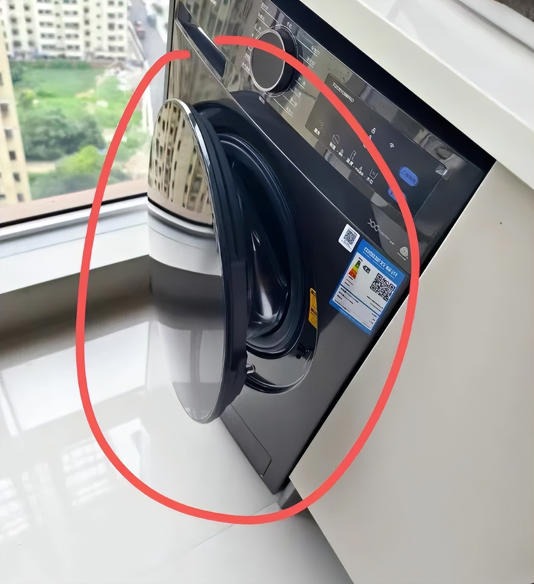 1 SAI LẦM khi dùng máy giặt khiến quần áo 1 SAI LẦM khi dùng máy giặt khiến quần áo