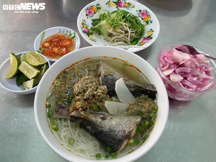 Cách nấu bún rạm cá tươi thơm ngon đơn giản - Ảnh 1. Cách nấu bún rạm cá tươi thơm ngon đơn giản - Ảnh 1.