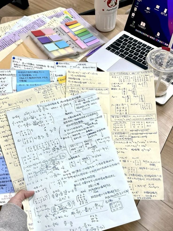 Nhu cầu học tăng cao đến mức gi&aacute;o vi&ecirc;n cũng phải bất ngờ, nghề "hốt bạc" mới c&oacute; gọi t&ecirc;n: Dạy tiếng Trung? - Ảnh 1.