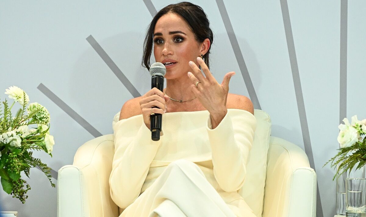 Meghan Markle tiết lộ việc làm mẹ không như tưởng tượng: “Tôi từng nghĩ sẽ bế con đi phát biểu…”- Ảnh 1. Meghan Markle tiết lộ việc làm mẹ không như tưởng tượng: “Tôi từng nghĩ sẽ bế con đi phát biểu…”- Ảnh 1.