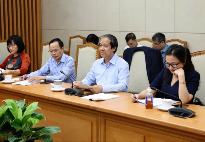 Bộ trưởng GD&ĐT: Sau s&aacute;p nhập, x&atilde; sẽ quản l&yacute; c&aacute;c trường mầm non, tiểu học, THCS - Ảnh 1.