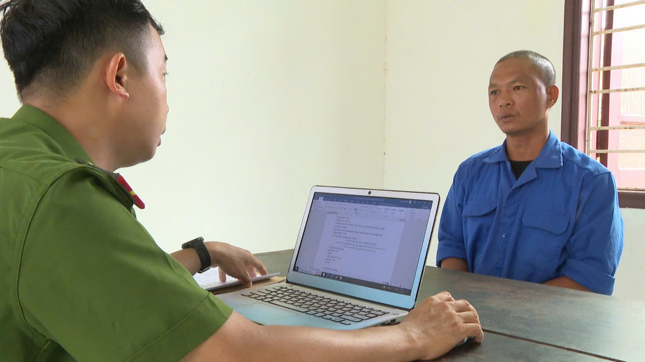Tạm giữ hình sự, test ma tuý kẻ phá hoại ngai vua triều Nguyễn - Ảnh 1. Kết quả test ma tuý kẻ "cả gan" xâm hại ngai vua triều Nguyễn - Ảnh 1.