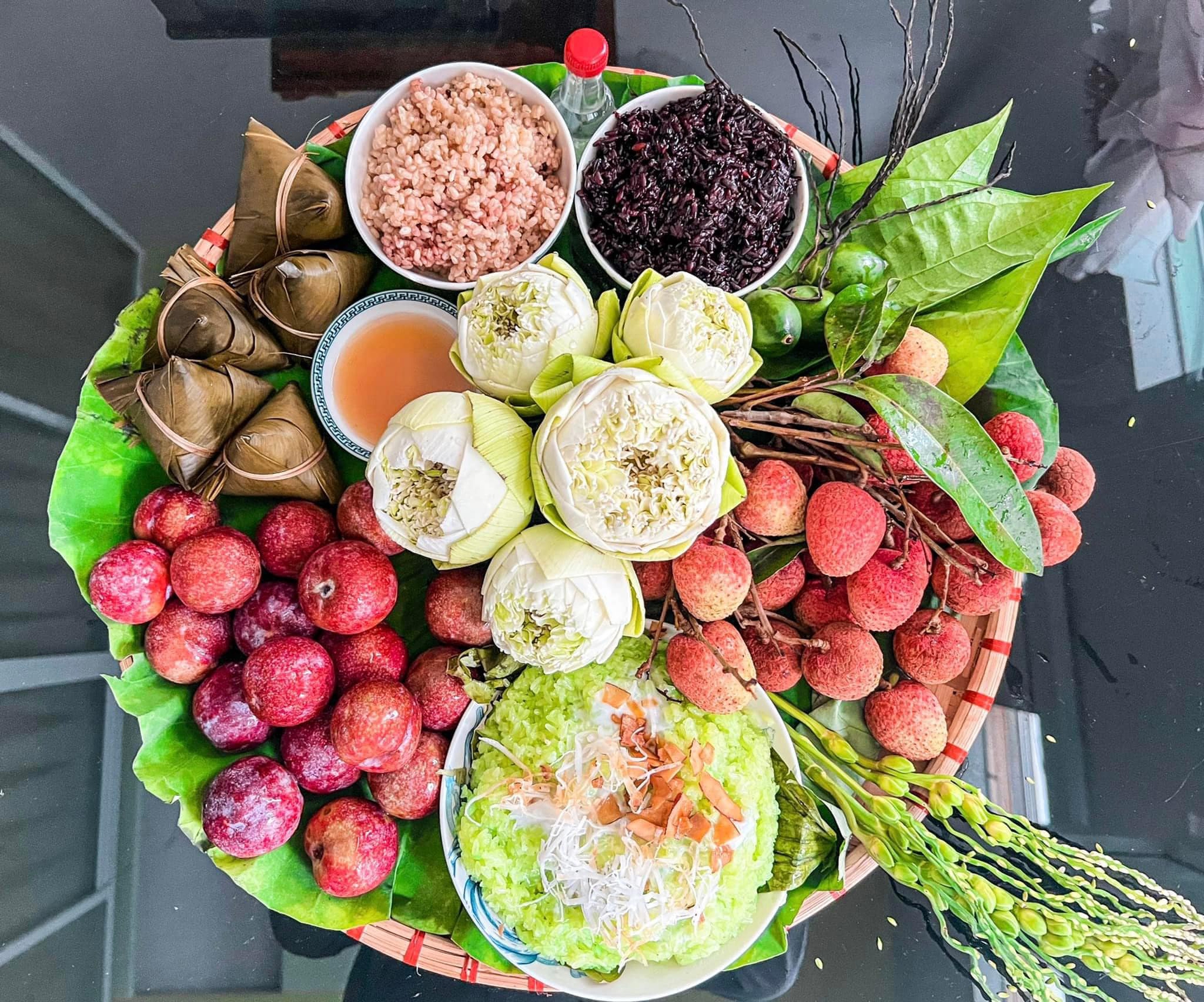 Ngày Đoan Ngọ 5/5 Âm lịch: Những món ăn không thể thiếu để "diệt sâu bọ", đón may mắn cả năm - Ảnh 3.