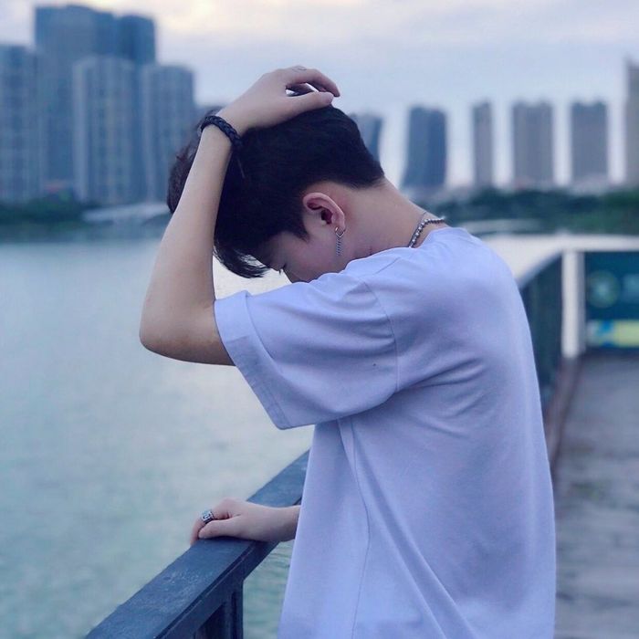 anh-trai-dep-che-mat-chat104402551-1748190219974-1748190220366518494994-1748233051408-1748233051507591622044.jpg
