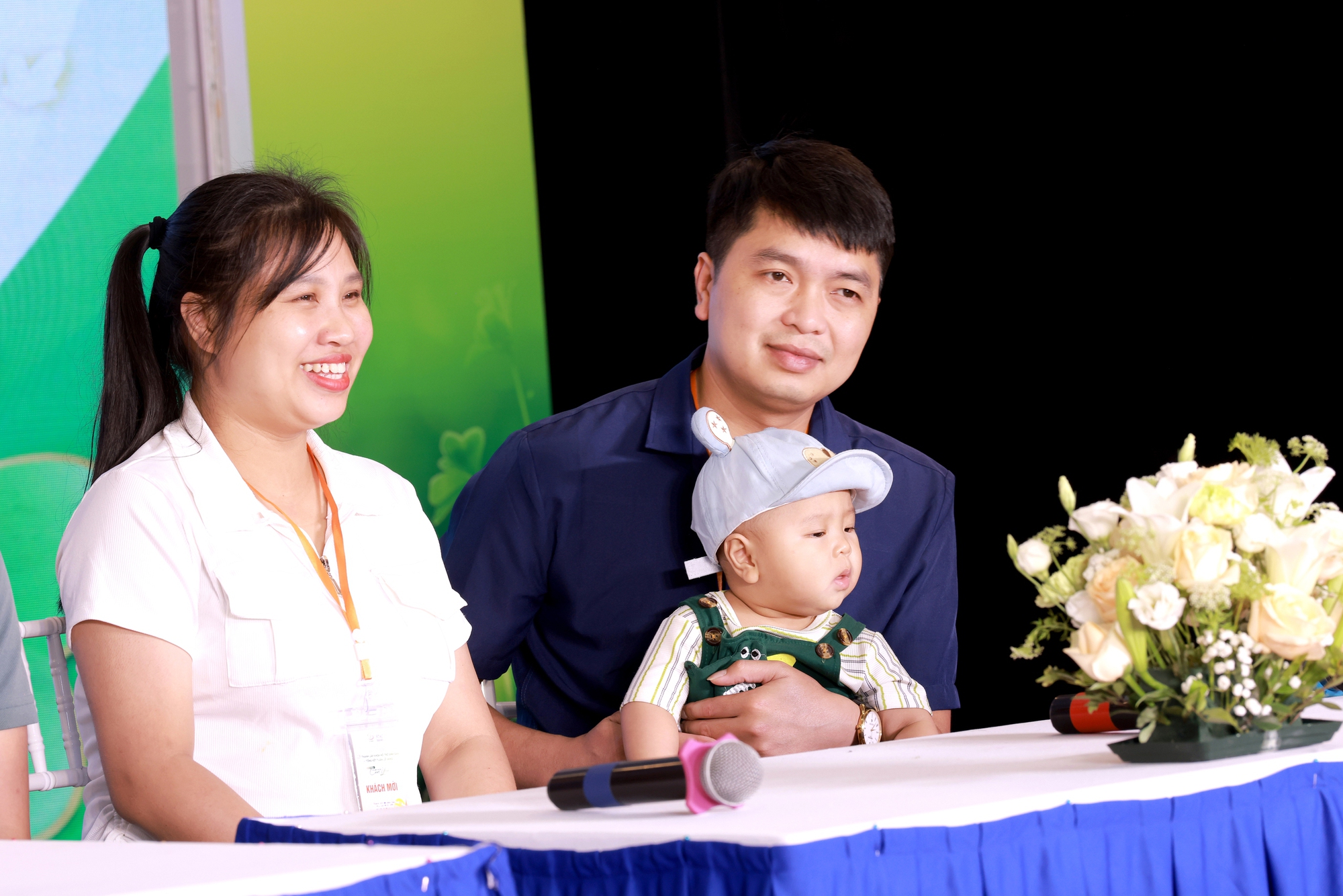 en-cung-chia-se-niem-hanh-phuc-khi-don-duoc-con-yeu-tai-chuong-trinh-1748234115948864639279-1748249283371-17482492834291964666855-1748255818822-1748255818956605972602.jpg