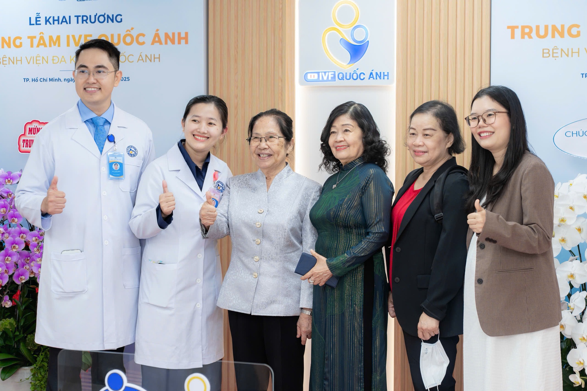 gs-bs-nguyen-thi-ngoc-phuong-tai-buoi-ra-mat-trung-tam-ivf-quoc-anh-17482473800191004366993-1748249915169-17482499203192131750586.jpg