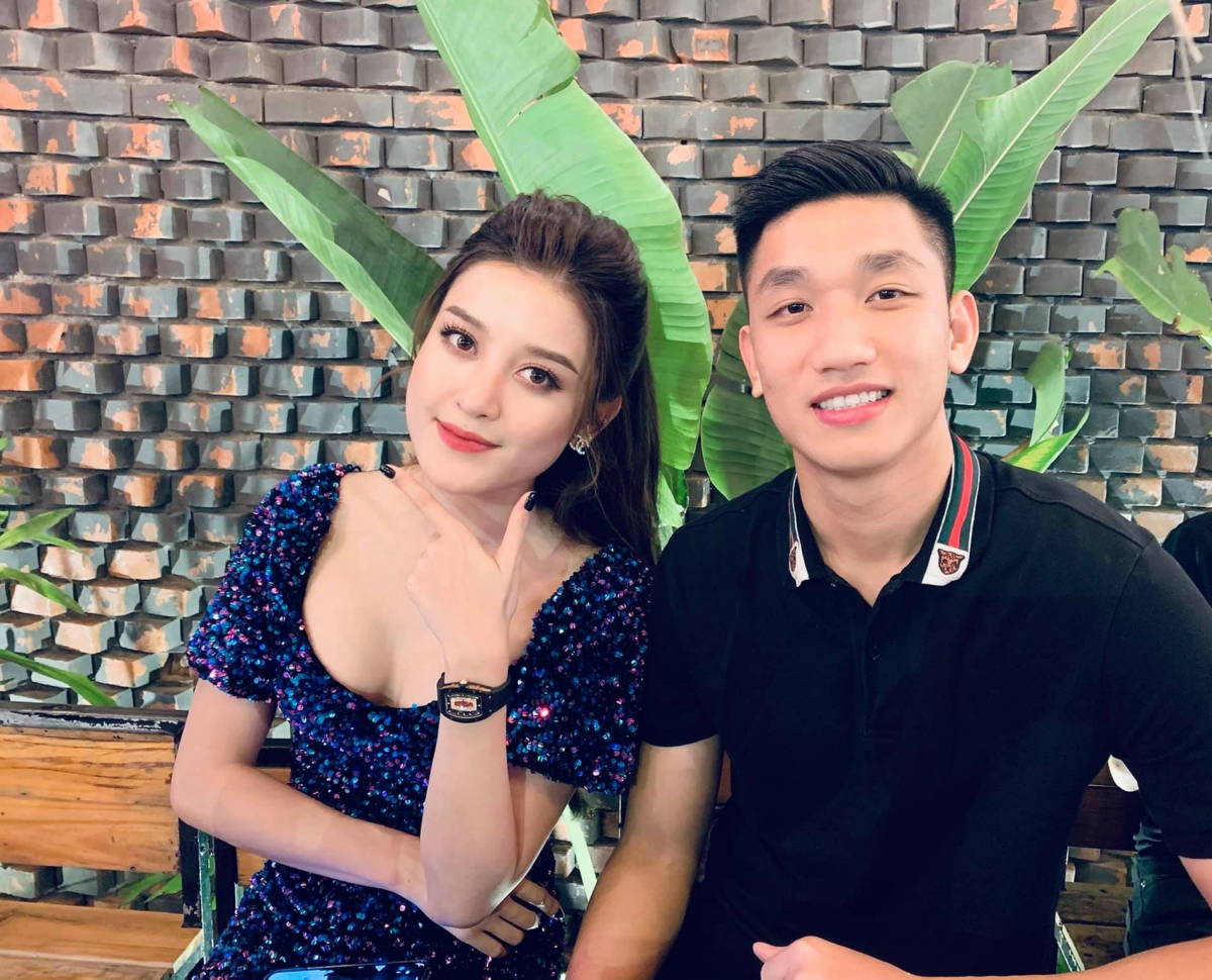 Á hậu Vbiz lộ hint đi chơi với cầu thủ nổi tiếng khiến dân tình xôn xao, phải lên tiếng đính chính một chuyện- Ảnh 3. Á hậu Vbiz lộ hint đi chơi với cầu thủ nổi tiếng khiến dân tình xôn xao, phải lên tiếng đính chính một chuyện- Ảnh 3.