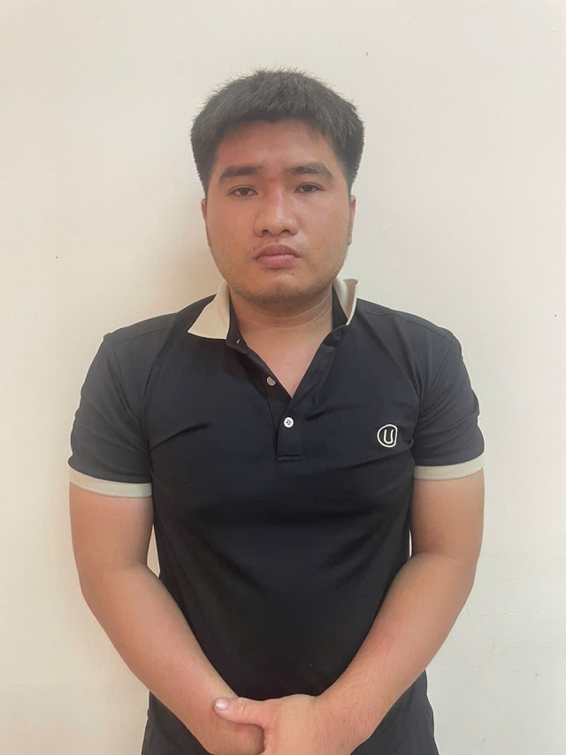 Vụ bắt Nguyễn Thành Thông - kẻ dùng kim tiêm đâm học sinh: Giám định dung dịch màu xanh 'bí ẩn' - Ảnh 1. Vụ bắt Nguyễn Thành Thông - kẻ dùng kim tiêm đâm học sinh: Giám định dung dịch màu xanh 'bí ẩn' - Ảnh 1.