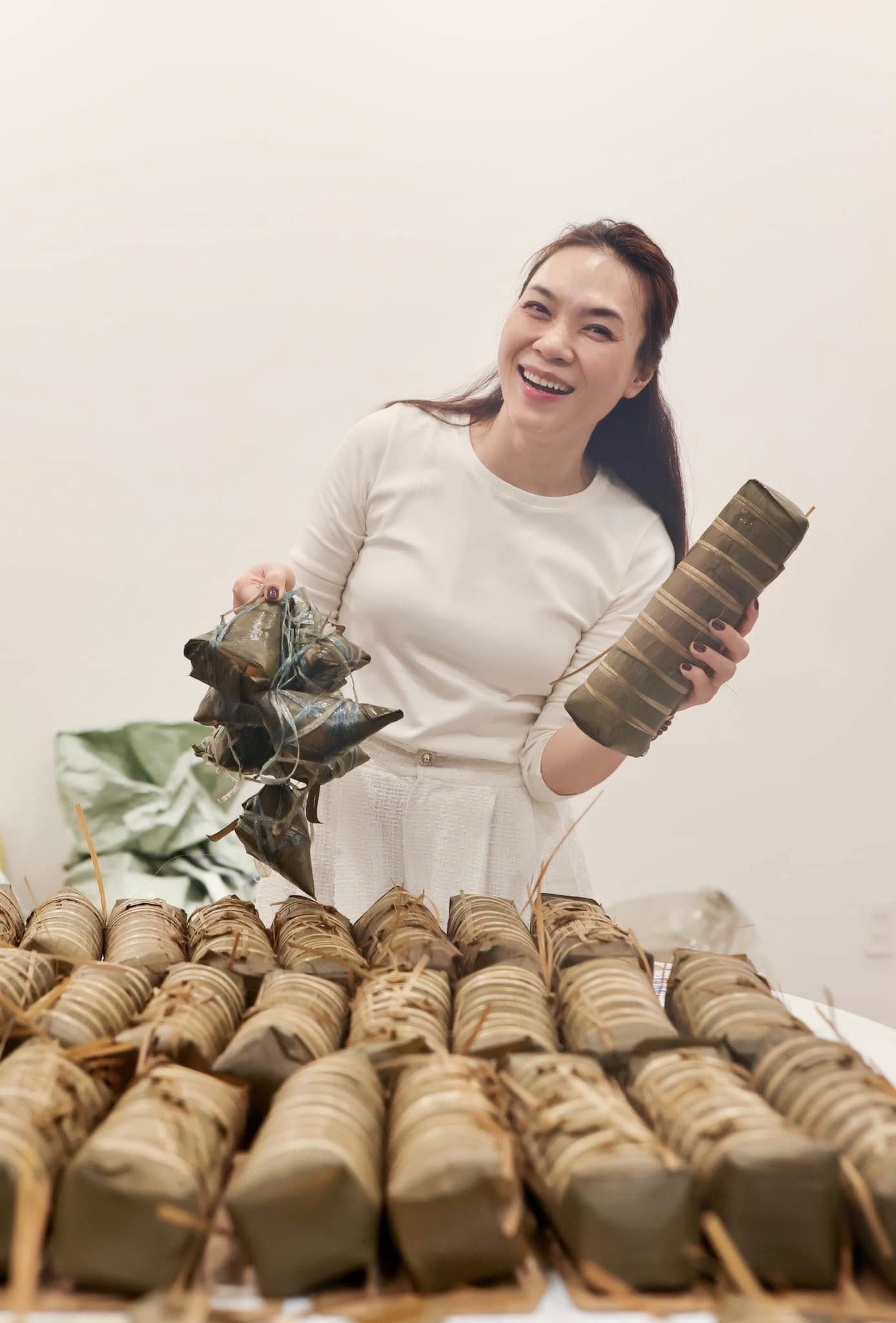 Mỹ Tâm - Mai Tài Phến công khai hẹn hò?- Ảnh 3. Mỹ Tâm - Mai Tài Phến công khai hẹn hò?- Ảnh 3.