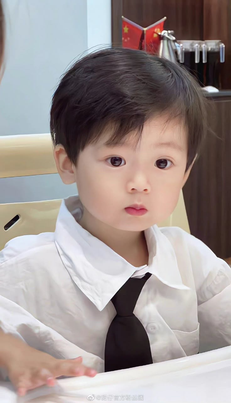 Trẻ có những nét tướng và điểm đặc biệt này sẽ sở hữu trí tuệ nhạy bén, thông minh xán lạn- Ảnh 2. Trẻ có những nét tướng và điểm đặc biệt này sẽ sở hữu trí tuệ nhạy bén, thông minh xán lạn- Ảnh 2.