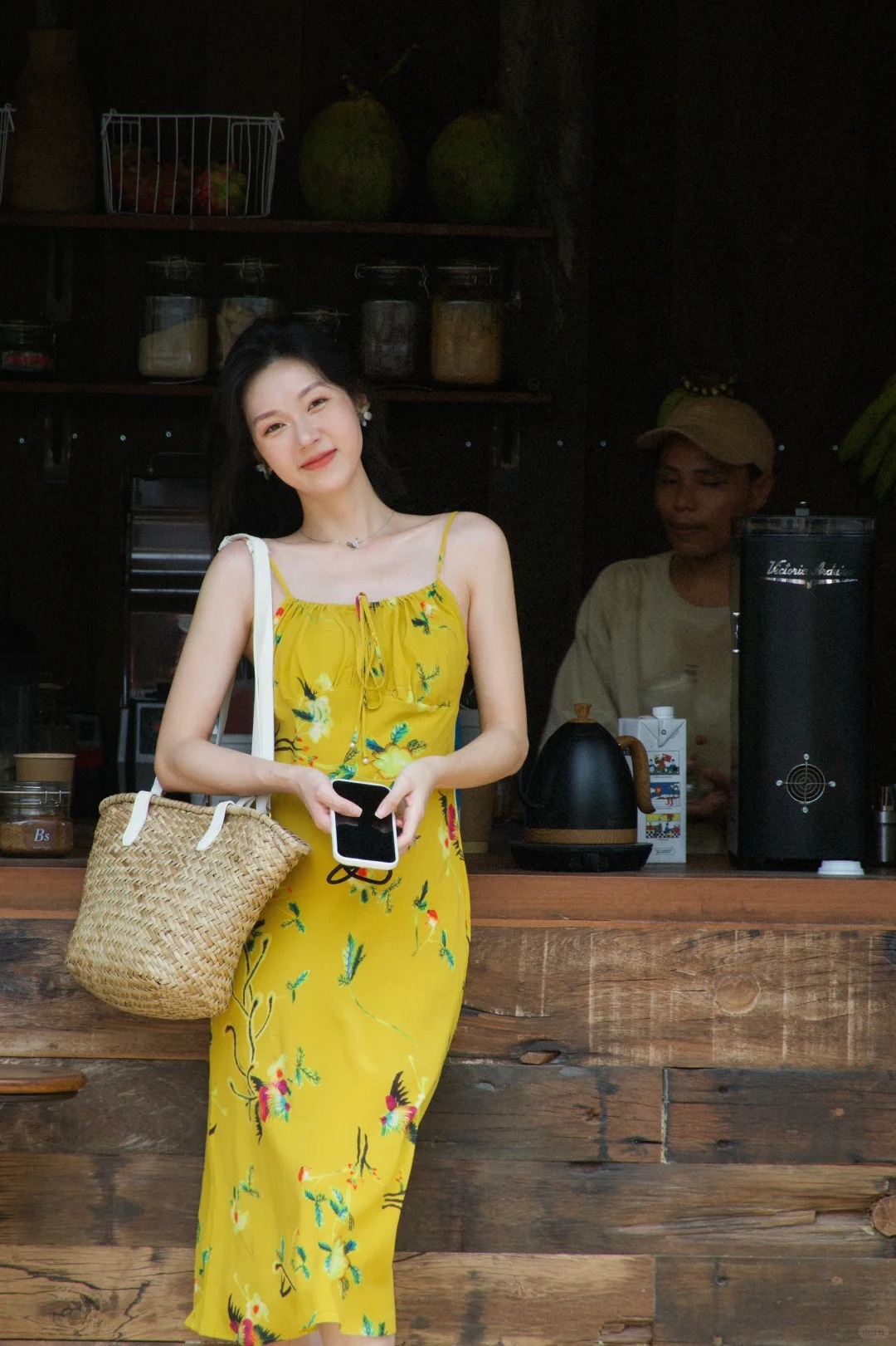 mau-vang-thang-6-thoi-trang-12-con-giap-7-17483149504411975045034-1748315102453-17483151025542017036690-1748315661825-1748315662066793782930.jpg