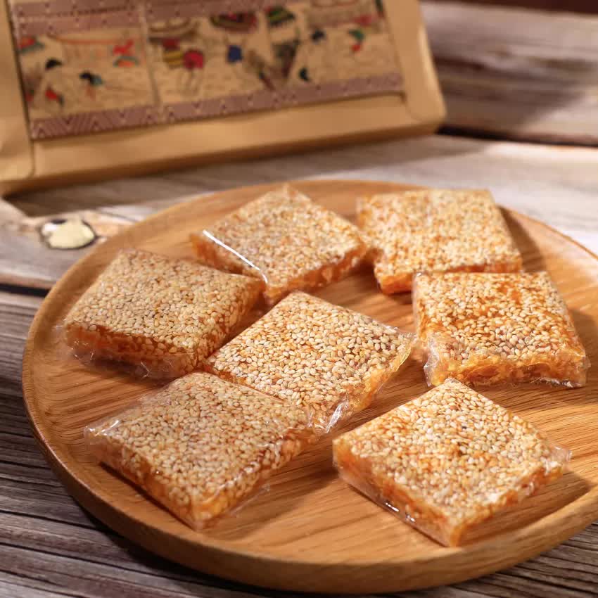 Mua gì ở Huế? 7 đặc sản mang hồn cố đô, ai nhận cũng gật gù “rất Huế” - Ảnh 1. Mua gì ở Huế? 7 đặc sản mang hồn cố đô, ai nhận cũng gật gù “rất Huế” - Ảnh 1.