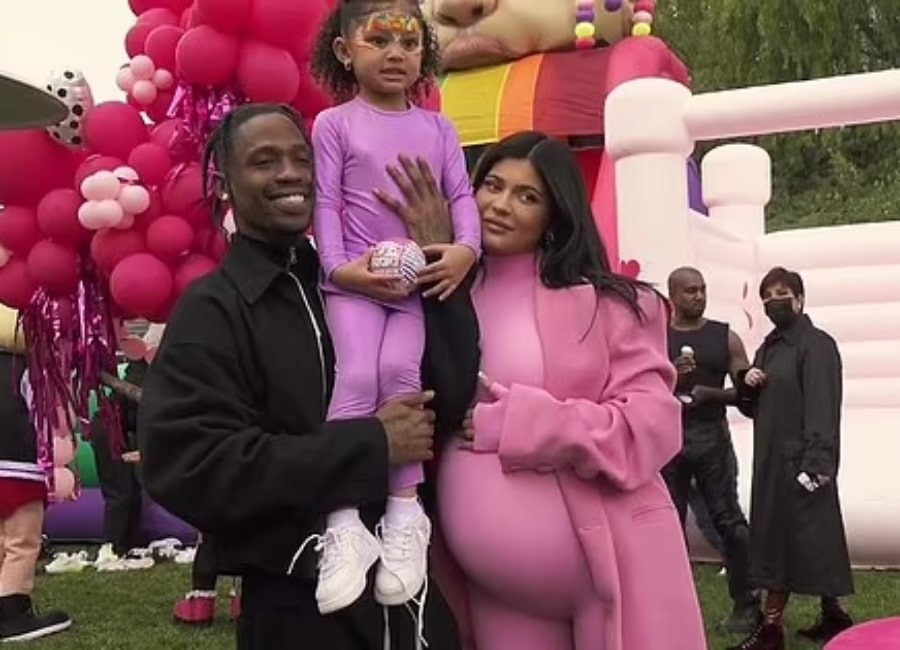 Kylie Jenner: Giao diện Kylie Jenner: Giao diện