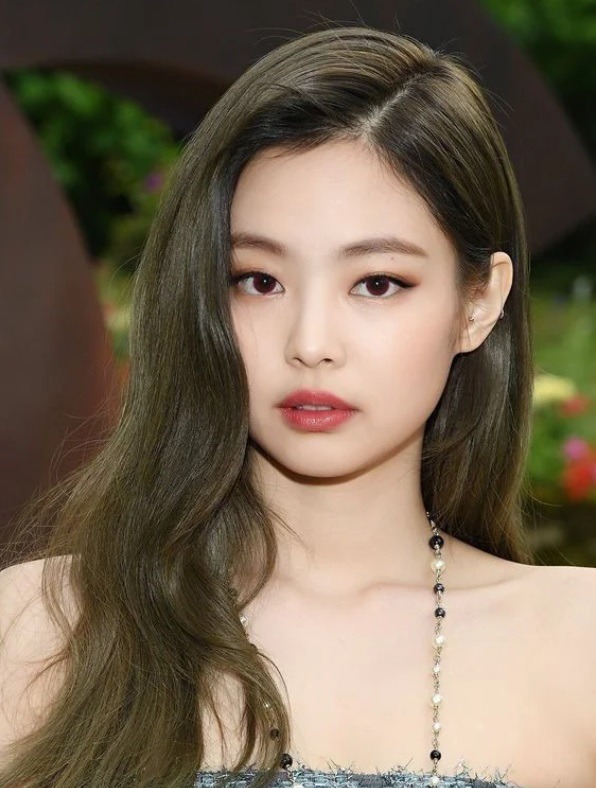 6-tip-cua-jennie-blackpink-de-co-1-17484013995322115845448-1748409084215-1748409084307554206817.jpg