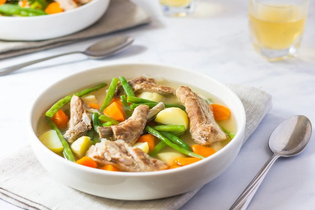 canh-khoai-tay-ca-rot-suon-non-1748343293560249115988-1748410108416-174841010847419667274.jpeg