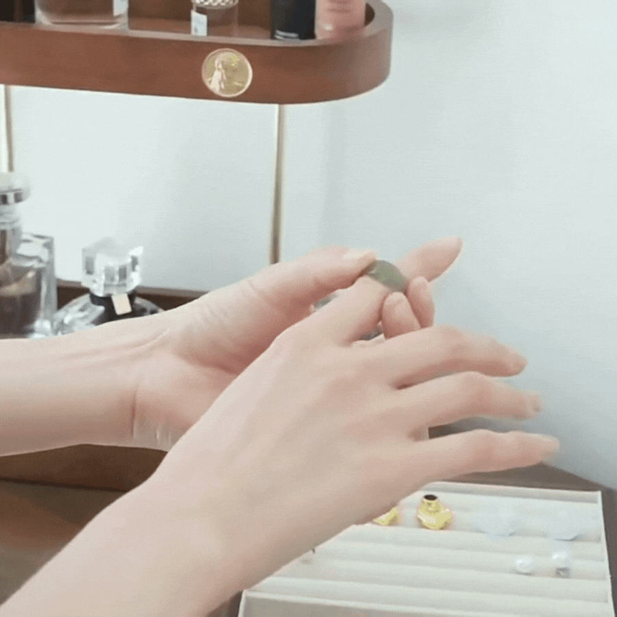 Đeo ngọc không chỉ đẹp mà còn đổi vận: 3 con giáp càng đeo càng sáng lộc, quý nhân vây quanh - Ảnh 1. Đeo ngọc không chỉ đẹp mà còn đổi vận: 3 con giáp càng đeo càng sáng lộc, quý nhân vây quanh - Ảnh 1.