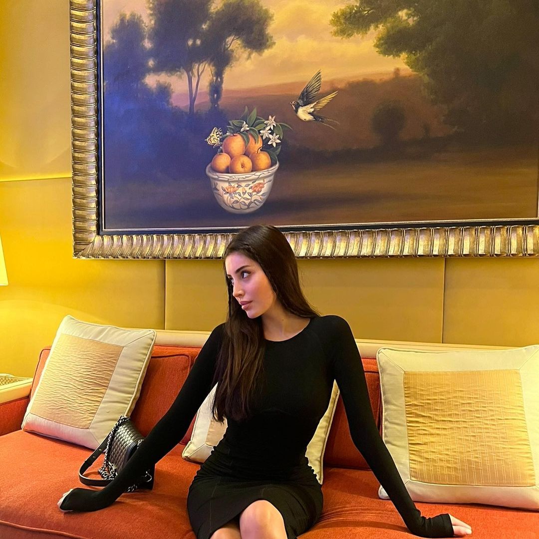 Người phụ nữ hot nhất MXH lúc này: Bị phản bội khi mang thai, bán luôn nhẫn đính hôn 2,6 tỷ đi quyên góp- Ảnh 1. Người phụ nữ hot nhất MXH lúc này: Bị phản bội khi mang thai, bán luôn nhẫn đính hôn 2,6 tỷ đi quyên góp- Ảnh 1.