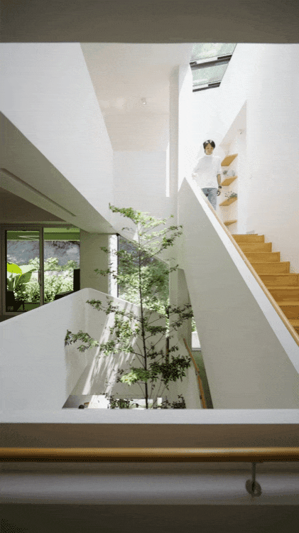 Chàng trai 9x xây biệt thự 760m2 cho bố mẹ về quê nghỉ hưu, chỉ tiêu hơn 1 triệu đồng/tháng vẫn hài lòng - Ảnh 4. Chàng trai 9x xây biệt thự 760m2 cho bố mẹ về quê nghỉ hưu, chỉ tiêu hơn 1 triệu đồng/tháng vẫn hài lòng - Ảnh 4.
