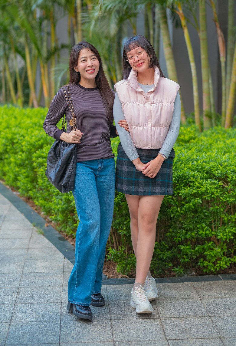 Bắt gặp con gái MC Diệp Chi tại lễ bế giảng trường quốc tế với học phí hơn 600 triệu, được giáo viên chủ nhiệm khen hết lời - Ảnh 1.