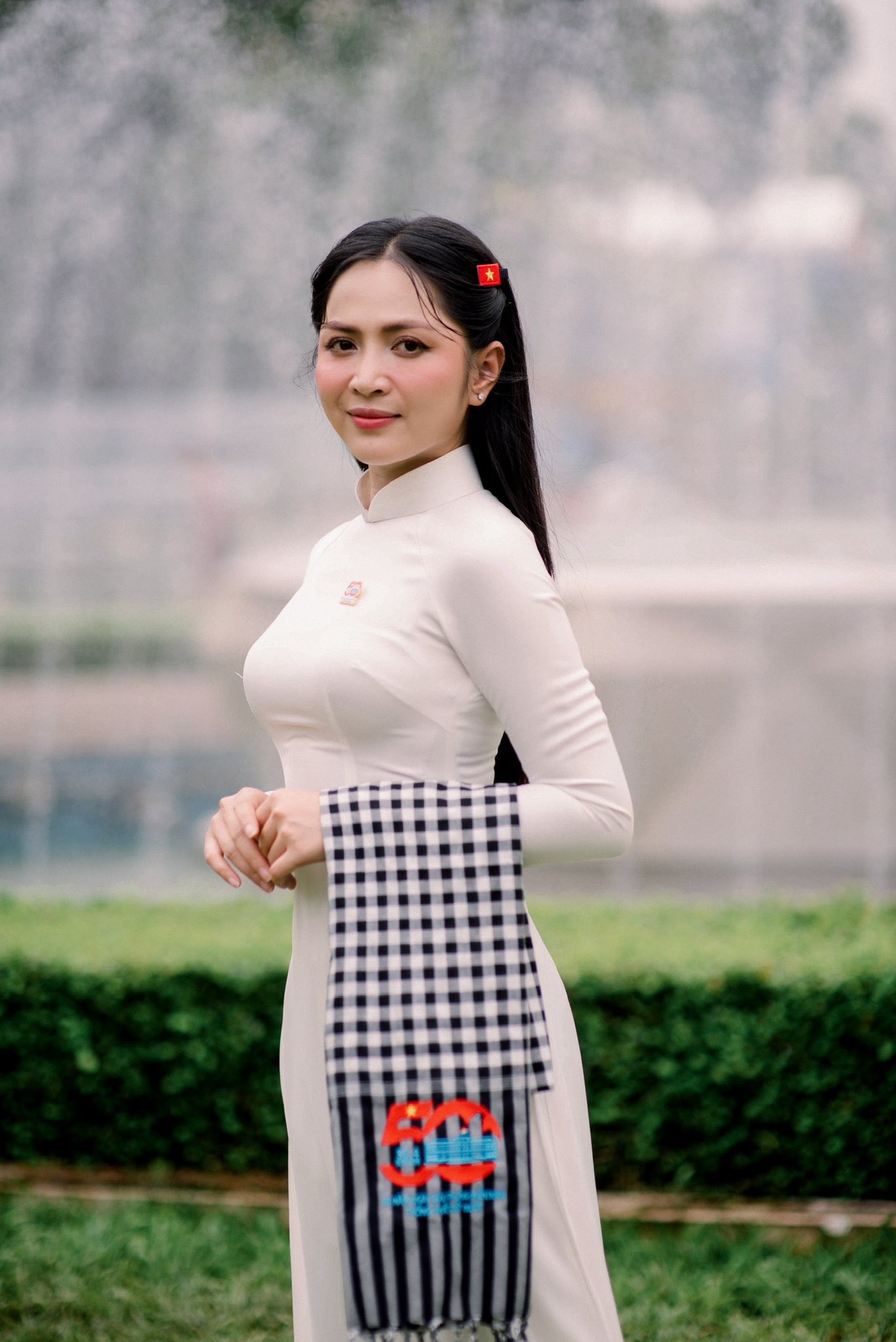 ĐỘC QUYỀN: Nguyễn Duyên Quỳnh lần đầu lên tiếng về ồn ào quanh bài hát hot nhất dịp 30/4, làm rõ mối quan hệ với Võ Hạ Trâm - Ảnh 5. ĐỘC QUYỀN: Nguyễn Duyên Quỳnh lần đầu lên tiếng về ồn ào quanh bài hát hot nhất dịp 30/4, làm rõ mối quan hệ với Võ Hạ Trâm - Ảnh 5.