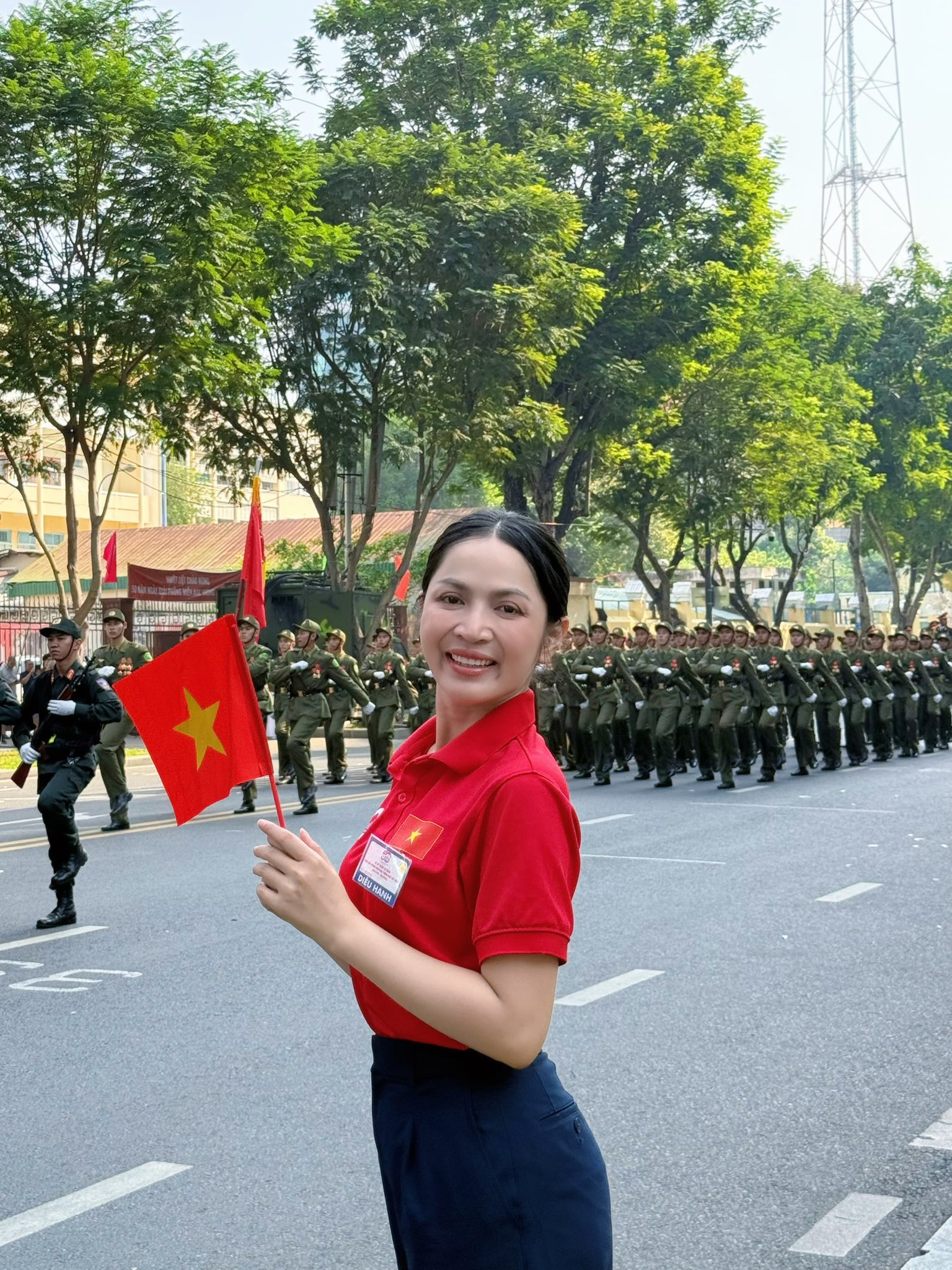 ĐỘC QUYỀN: Nguyễn Duyên Quỳnh lần đầu lên tiếng về ồn ào quanh bài hát hot nhất dịp 30/4, làm rõ mối quan hệ với Võ Hạ Trâm - Ảnh 8. ĐỘC QUYỀN: Nguyễn Duyên Quỳnh lần đầu lên tiếng về ồn ào quanh bài hát hot nhất dịp 30/4, làm rõ mối quan hệ với Võ Hạ Trâm - Ảnh 8.