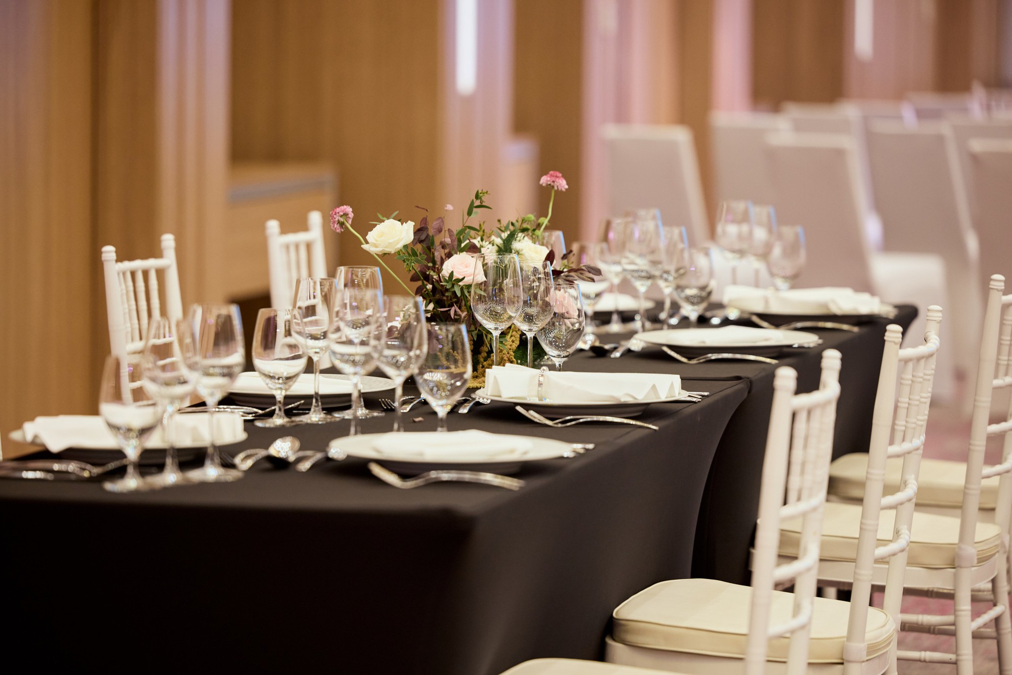 holiday-inn-suites-saigon-airportwedding-fair-2025-2-1746242733807605644197-1746245607232-17462456072971116792033.jpg