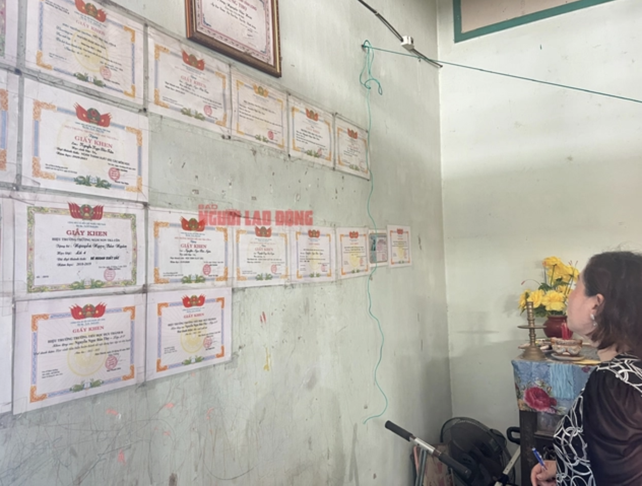 Công an Vĩnh Long đang xác minh vụ tai nạn làm con gái nghi phạm bắn người tử vong - Ảnh 2. Công an Vĩnh Long đang xác minh vụ tai nạn làm con gái nghi phạm bắn người tử vong - Ảnh 2.