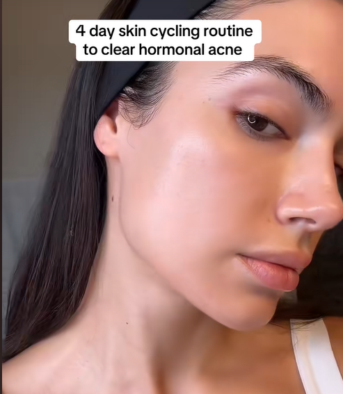 Skin Cycling - Công thức skincare 4 đêm đang thu hút 3,5 tỷ lượt quan tâm có gì mà đáng thử vậy?- Ảnh 4. Skin Cycling - Công thức skincare 4 đêm đang thu hút 3,5 tỷ lượt quan tâm có gì mà đáng thử vậy?- Ảnh 4.