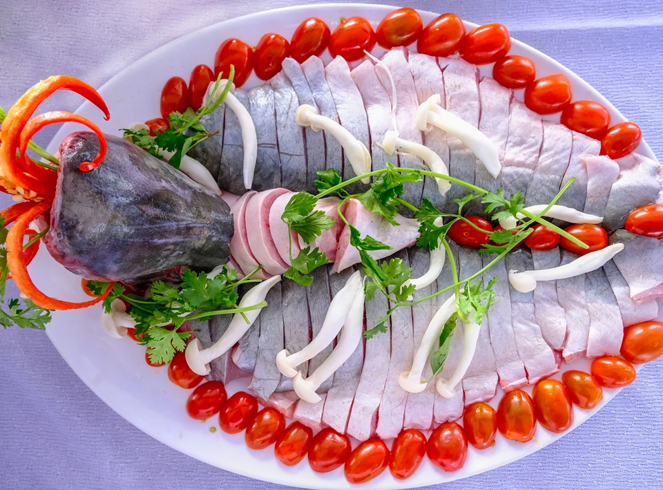 1 loại cá Việt Nam được Mỹ bỏ 69 triệu USD để thu mua: Thịt mềm, ít xương, giàu omega-3, ngừa nhiều bệnh mãn tính - Ảnh 2. 1 loại cá Việt Nam được Mỹ bỏ 69 triệu USD để thu mua: Thịt mềm, ít xương, giàu omega-3, ngừa nhiều bệnh mãn tính - Ảnh 2.