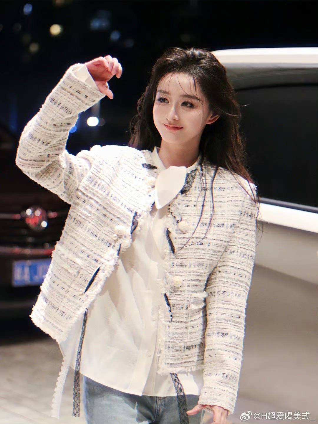 Mỹ nhân phim Khom Lưng U40 trẻ đẹp át cả Tống Tổ Nhi, khuôn mặt Mỹ nhân phim Khom Lưng U40 trẻ đẹp át cả Tống Tổ Nhi, khuôn mặt
