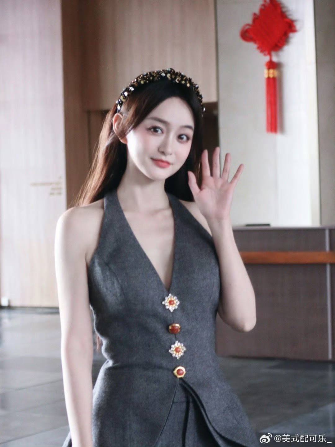 Mỹ nhân phim Khom Lưng U40 trẻ đẹp át cả Tống Tổ Nhi, khuôn mặt Mỹ nhân phim Khom Lưng U40 trẻ đẹp át cả Tống Tổ Nhi, khuôn mặt
