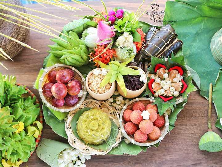 Tết Đoan ngọ ăn gì để diệt sâu bọ? - Ảnh 1. Tết Đoan ngọ ăn gì để diệt sâu bọ? - Ảnh 1.