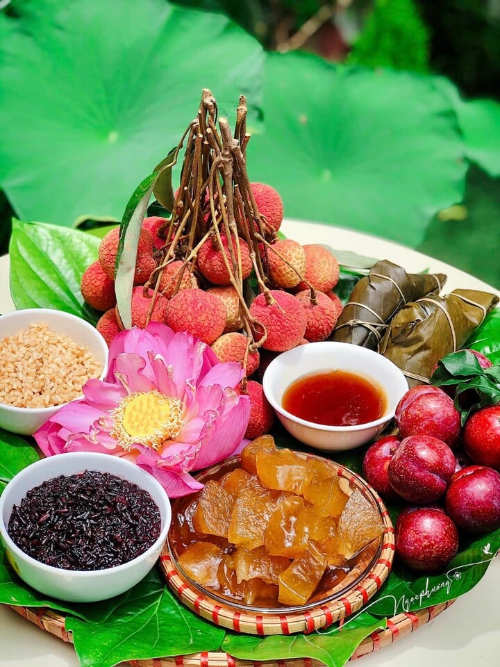 Tết Đoan ngọ ăn gì để diệt sâu bọ? - Ảnh 3. Tết Đoan ngọ ăn gì để diệt sâu bọ? - Ảnh 3.