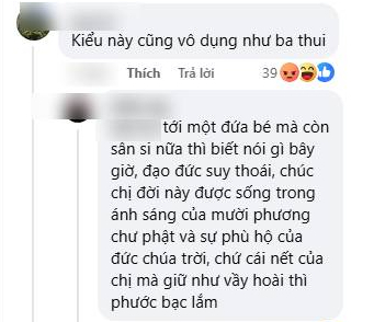 Hồ Ngọc Hà đăng ảnh con trai chơi Picklepall, 1 cư dân mạng bình luận gây phẫn nộ: Phản cảm đến thế là cùng!- Ảnh 1. Hồ Ngọc Hà đăng ảnh con trai chơi Picklepall, 1 cư dân mạng bình luận gây phẫn nộ: Phản cảm đến thế là cùng!- Ảnh 1.