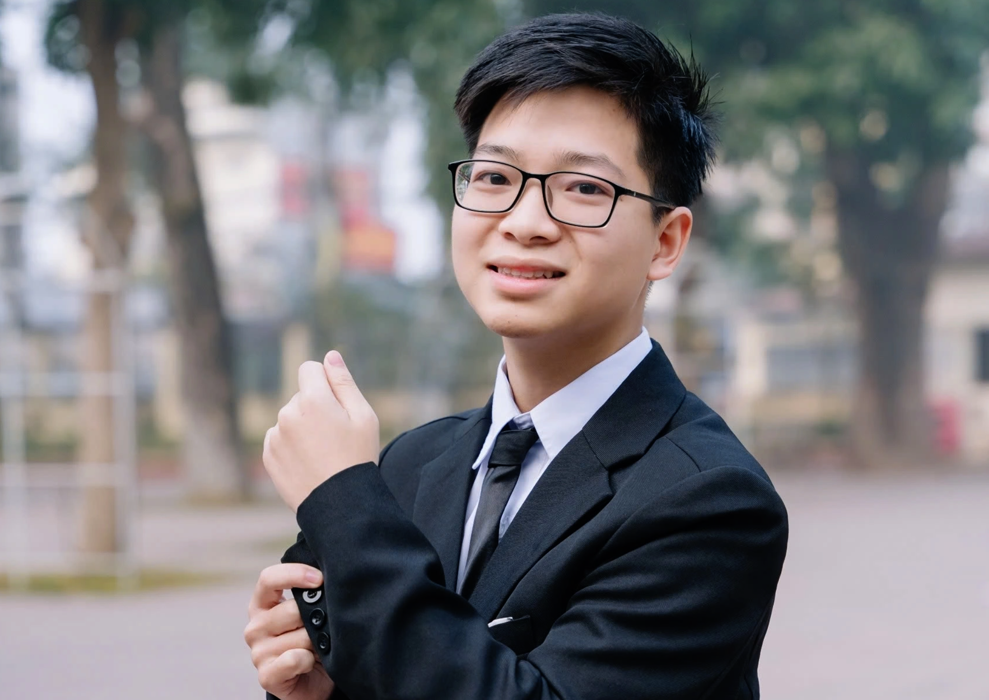Lộ diện thủ khoa thi đánh giá năng lực Đại học Quốc gia Hà Nội 2025 - Ảnh 2. Lộ diện thủ khoa thi đánh giá năng lực Đại học Quốc gia Hà Nội 2025 - Ảnh 2.
