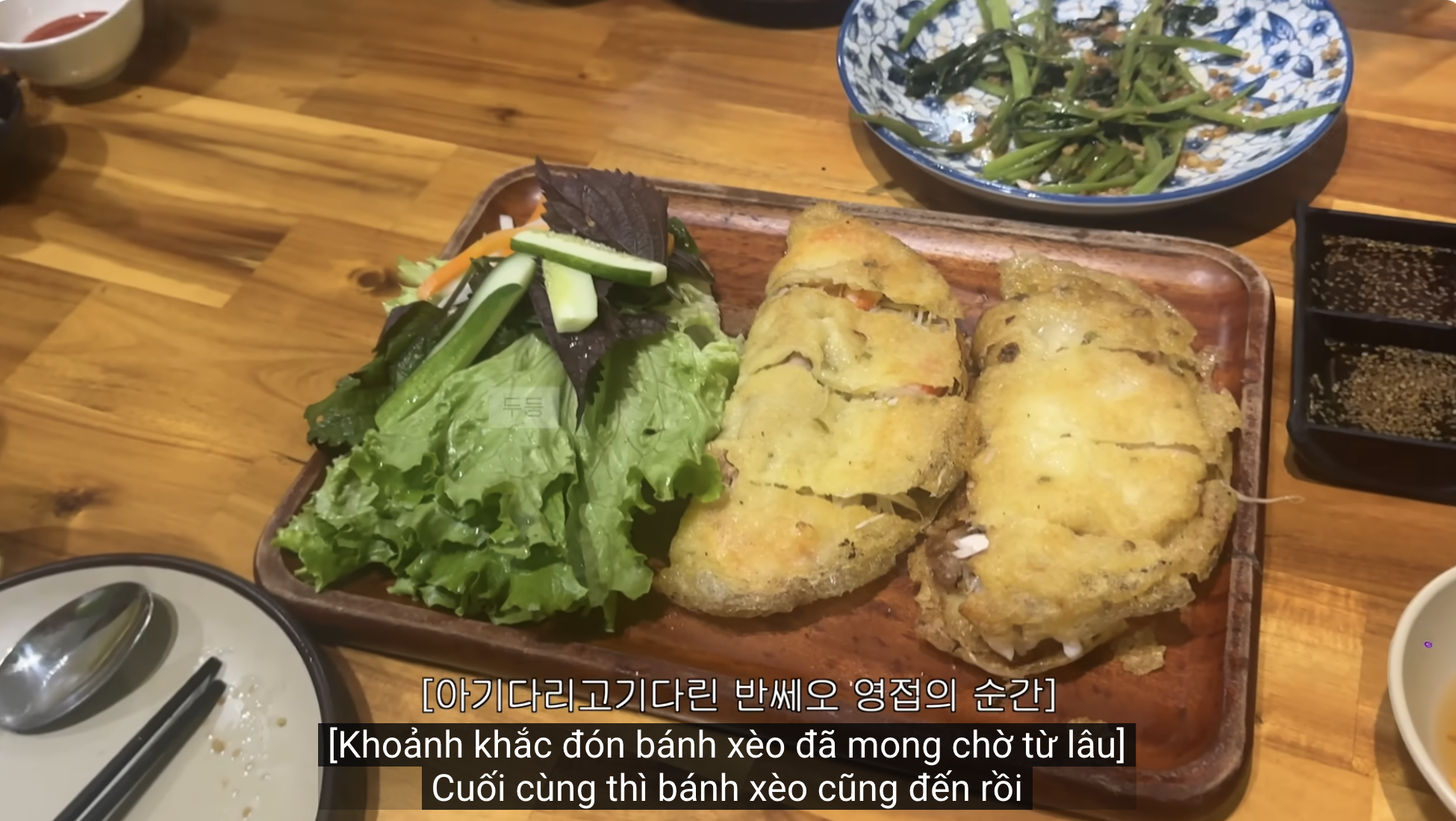 Toàn cảnh món rau 5k Việt Nam từ ruộng đồng vươn tầm quốc tế, được cả Tổng thống Pháp lẫn idol Kpop thưởng thức - Ảnh 2. Toàn cảnh món rau 5k Việt Nam từ ruộng đồng vươn tầm quốc tế, được cả Tổng thống Pháp lẫn idol Kpop thưởng thức - Ảnh 2.